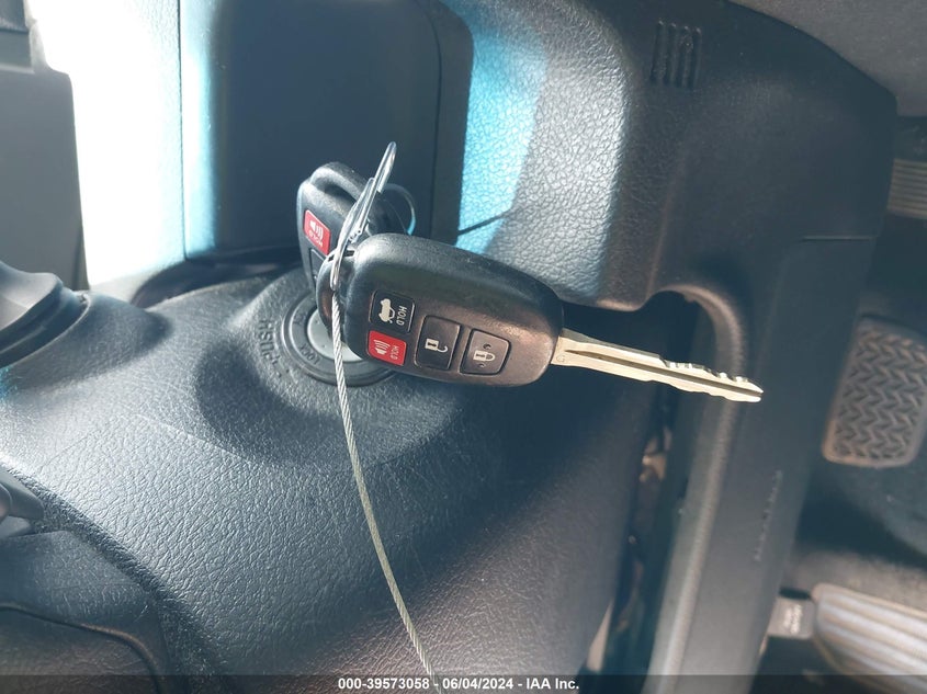 2012 Toyota Camry Se VIN: 4T1BF1FK1CU015721 Lot: 39573058