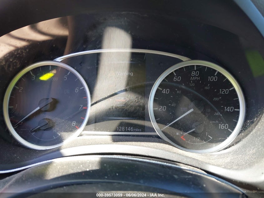 2018 Nissan Sentra S VIN: 3N1AB7AP3JY235649 Lot: 39573059