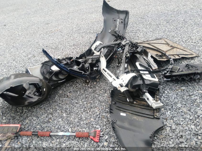 2023 Tesla Model Y Awd/Long Range Dual Motor All-Wheel Drive VIN: 7SAYGDEE4PA175986 Lot: 39573070