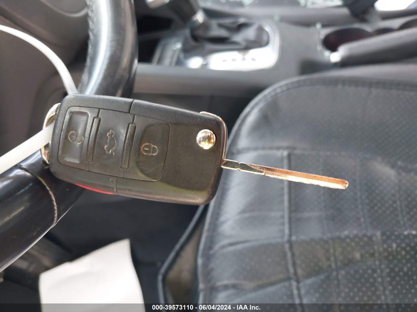 2010 Volkswagen Jetta Se VIN: 3VWRX7AJ8AM020981 Lot: 39573110