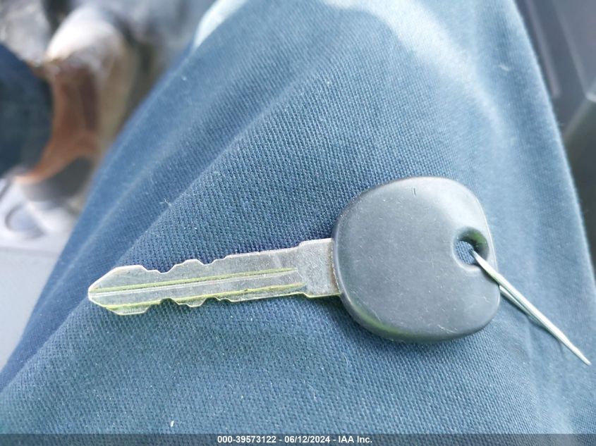 2004 Chevrolet Impala Ls VIN: 2G1WH52KX49311051 Lot: 39573122