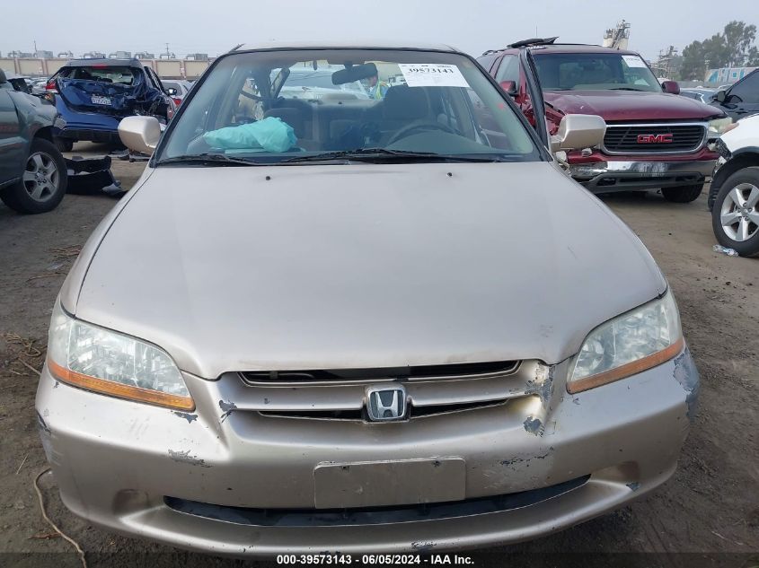 2000 Honda Accord 2.3 Se VIN: 1HGCG6699YA046421 Lot: 39573143