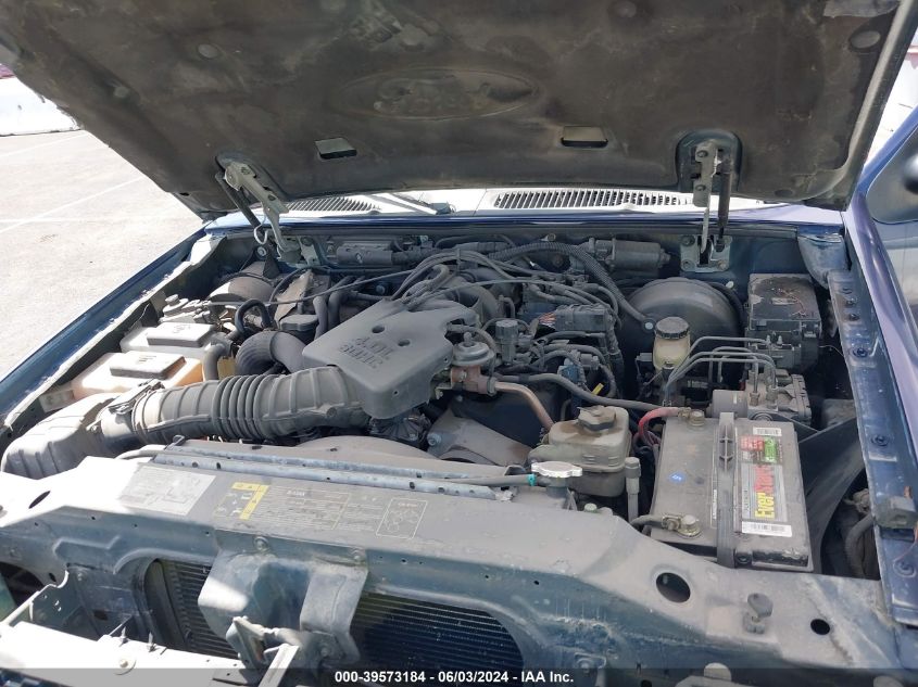 2003 Ford Explorer Sport Trac Xls/Xlt VIN: 1FMZU67E63UC70231 Lot: 39573184