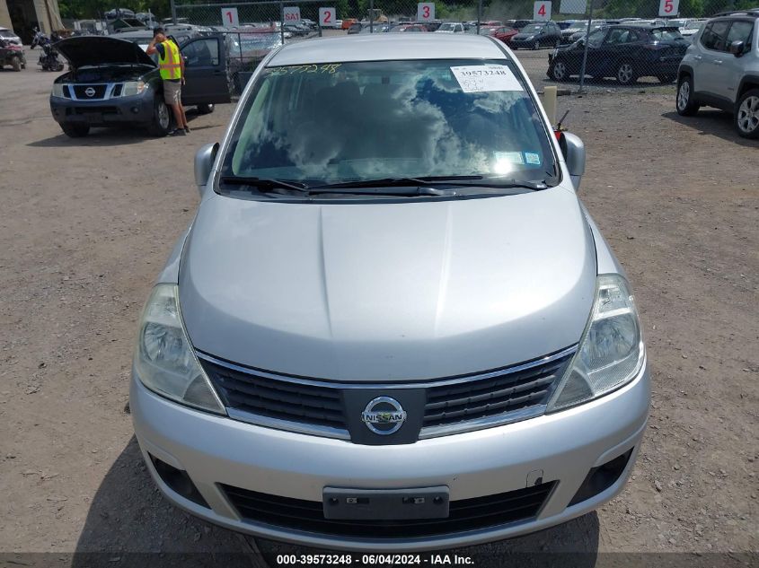 2009 Nissan Versa 1.8S VIN: 3N1BC13E29L355297 Lot: 39573248