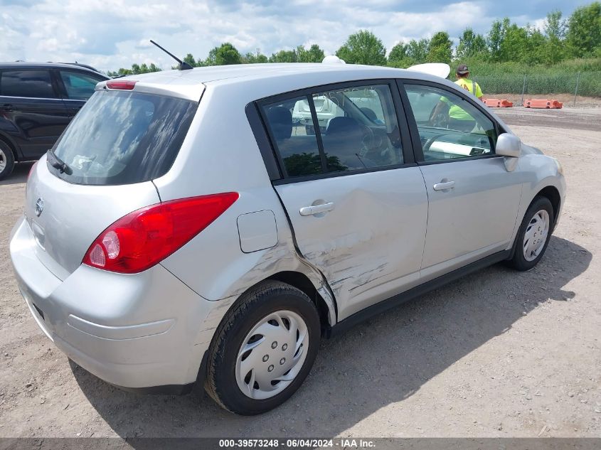 2009 Nissan Versa 1.8S VIN: 3N1BC13E29L355297 Lot: 39573248