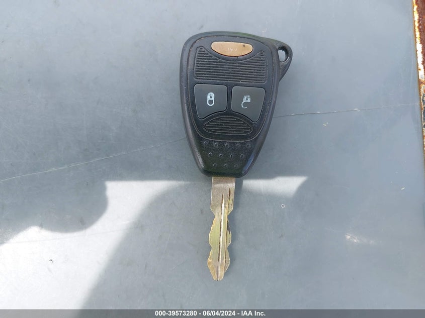 2008 Dodge Ram 1500 Slt VIN: 1D7HU18258S590057 Lot: 39573280