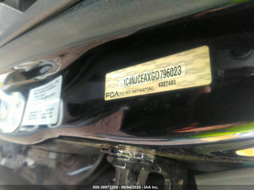 2016 Jeep Compass High Altitude Edition VIN: 1C4NJCEAXGD796023 Lot: 39573288