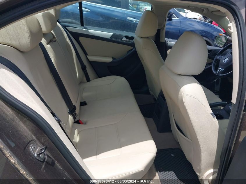 2012 Volkswagen Jetta 2.0L Tdi VIN: 3VWLL7AJ7CM060649 Lot: 39573412