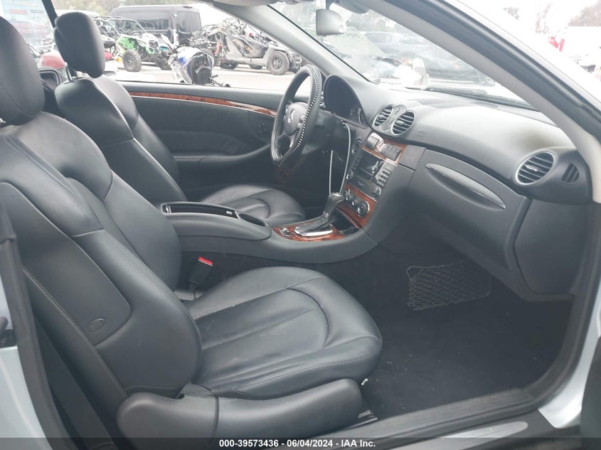2006 Mercedes-Benz Clk 350 VIN: WDBTK56G86T064303 Lot: 39573436