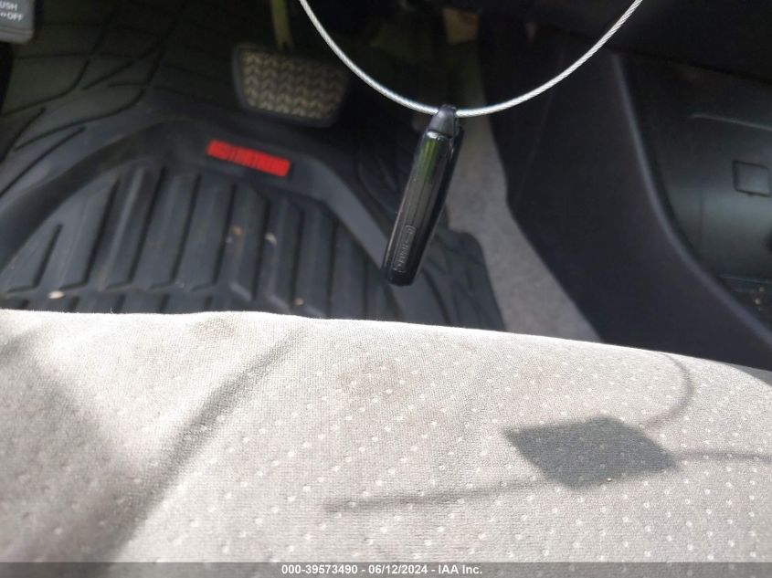 2013 Toyota Prius Two VIN: JTDKN3DU9D5558897 Lot: 39573490