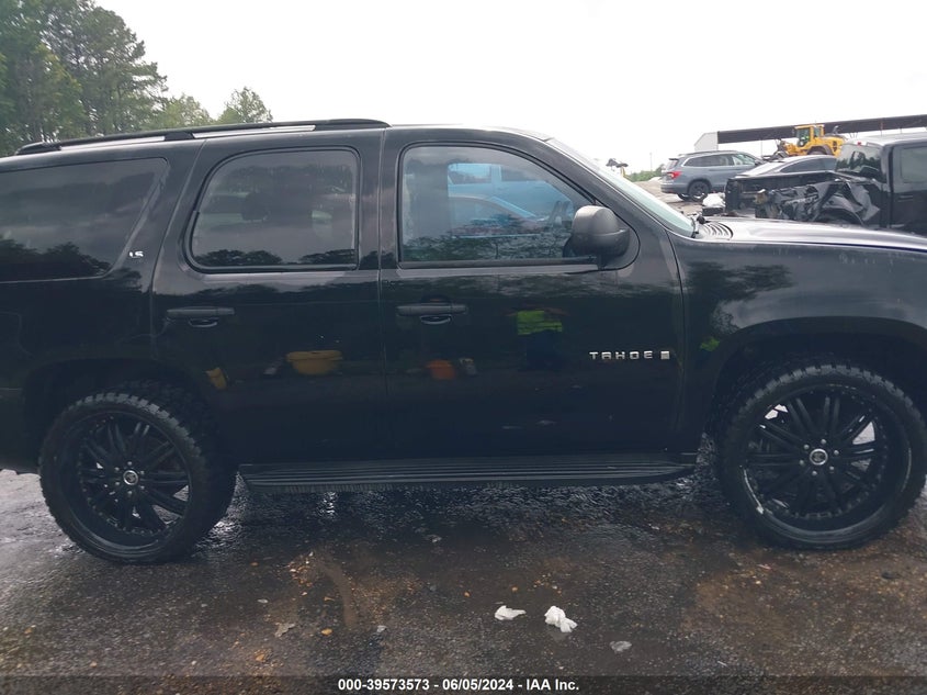 2007 Chevrolet Tahoe Ls VIN: 1GNFC13J37R147762 Lot: 39573573