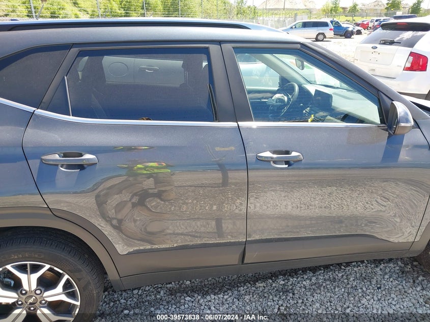 VIN KNDERCAA8N7286358 2022 KIA SELTOS EX