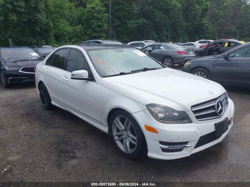 2014 Mercedes-Benz C 300 Luxury 4Matic/Sport 4Matic VIN: WDDGF8AB0EA948143 Lot: 39573690