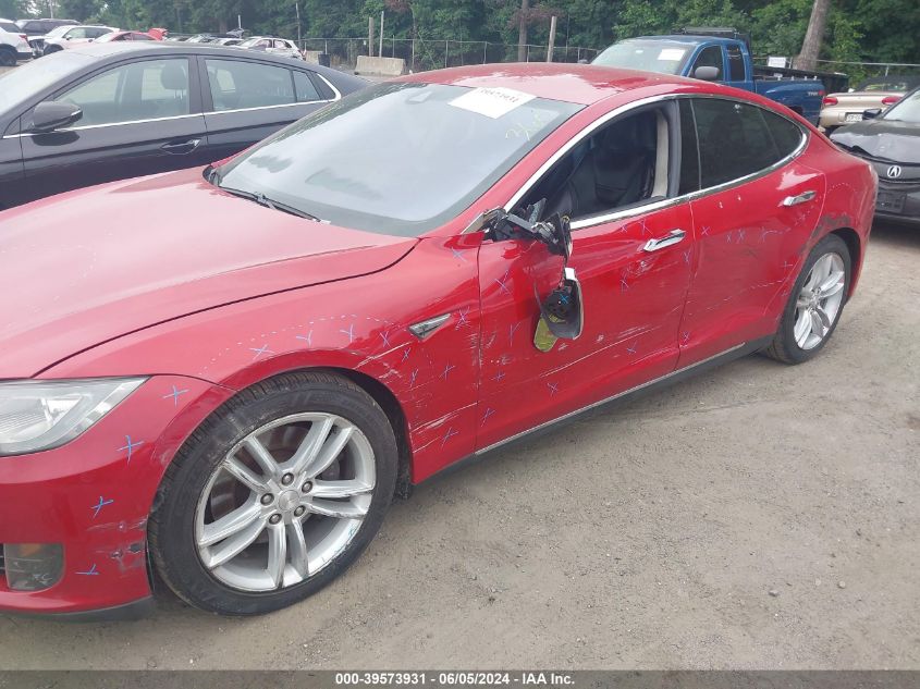 2015 Tesla Model S 70D/85D/P85D VIN: 5YJSA1E22FF110077 Lot: 39573931