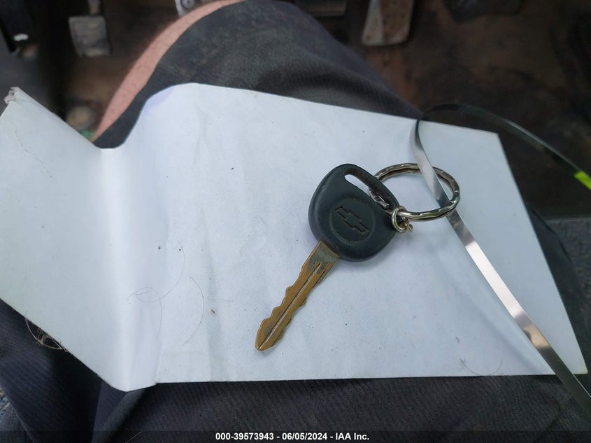 2006 Chevrolet Silverado 1500 Work Truck VIN: 3GCEC14X56G225819 Lot: 39573943