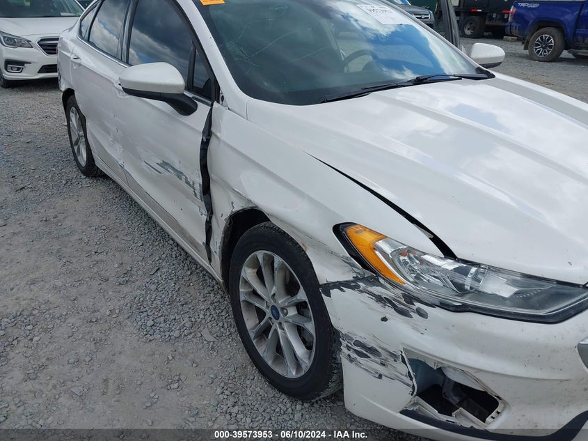 VIN 3FA6P0HD3LR143256 2020 FORD FUSION SE