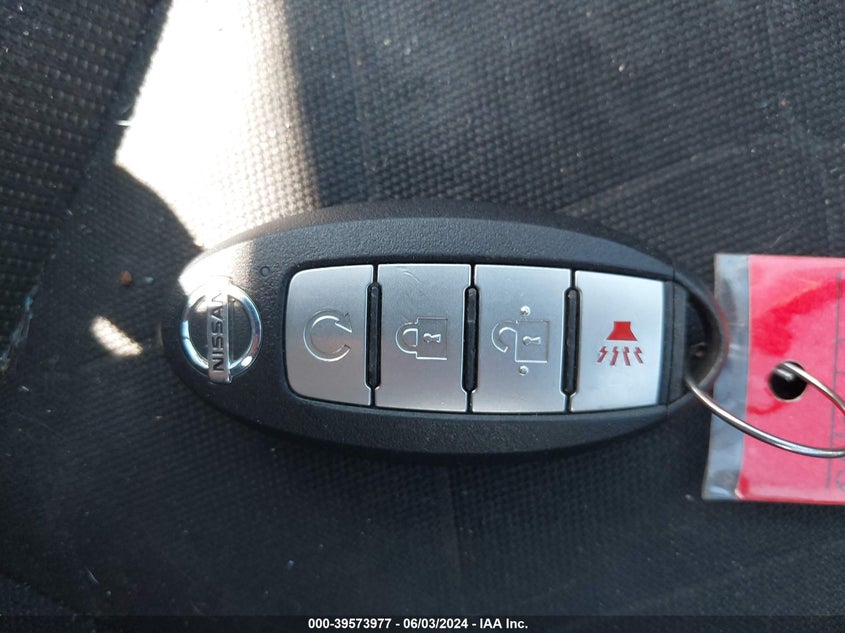 VIN 3N1CP5CU7KL499456 2019 NISSAN KICKS SV