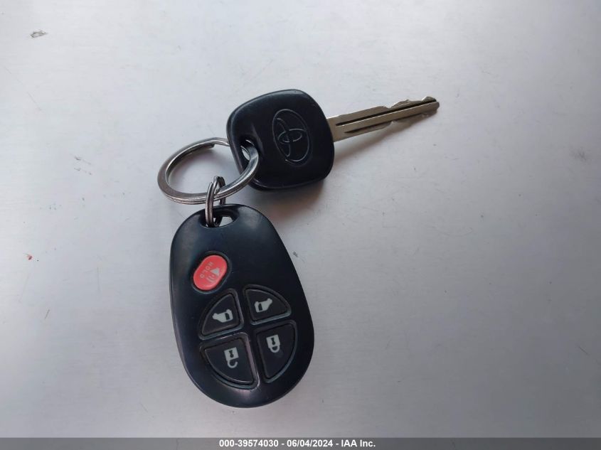 2004 Toyota Sienna Le VIN: 5TDZA23C14S220708 Lot: 39574030