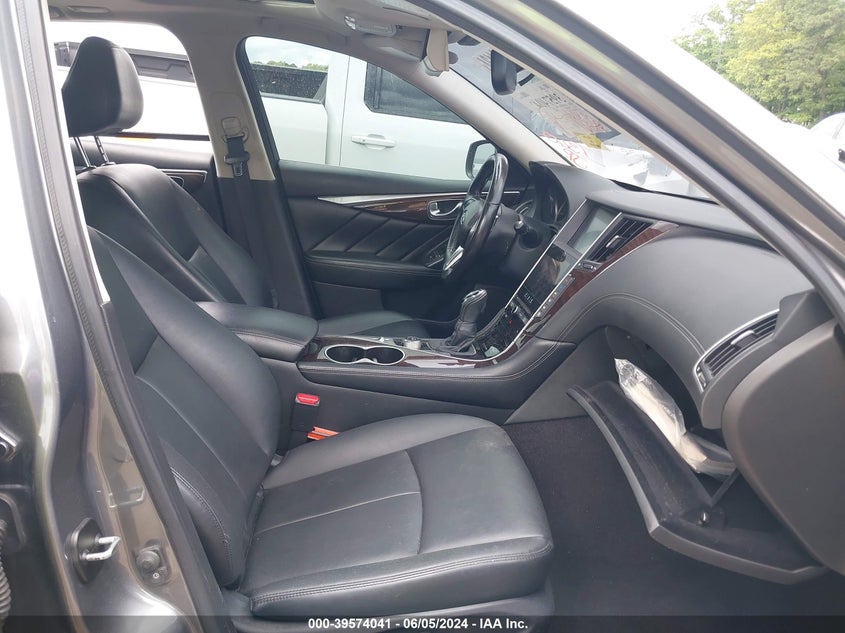 2018 INFINITI Q50 3.0T LUXE - JN1EV7AR3JM431975