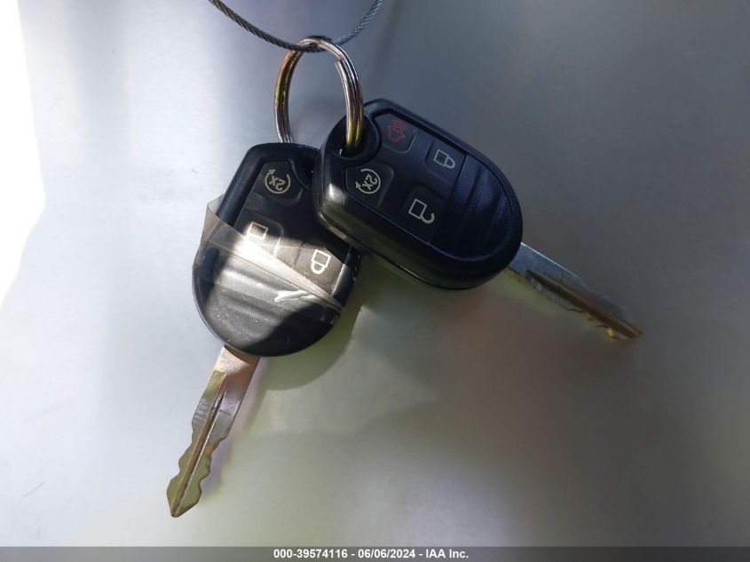 2011 Ford F-150 Lariat Limited VIN: 1FTFW1E69BFB06197 Lot: 39574116