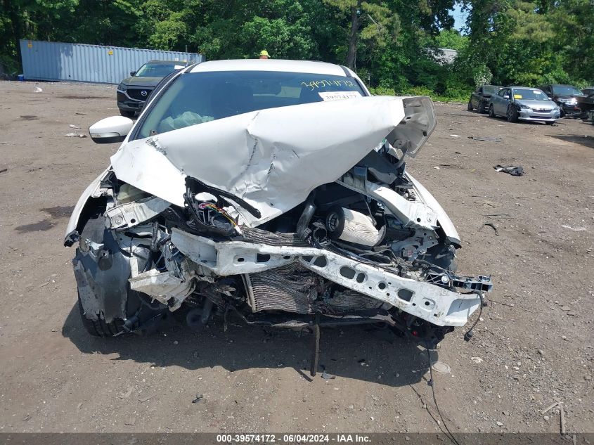 2014 Ford Focus Titanium VIN: 1FADP3J2XEL240070 Lot: 39574172