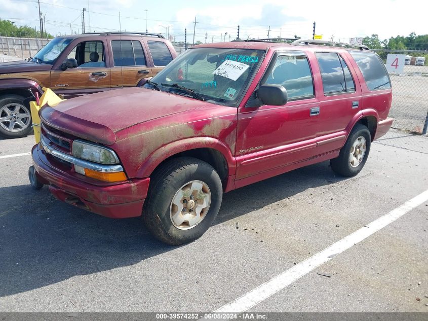 1999 Chevrolet Blazer Trailblazer VIN: 1GNDT13W2X2173586 Lot: 39574252