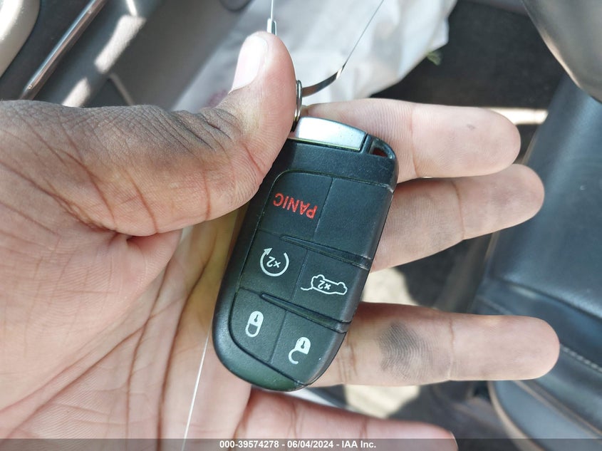 2015 Jeep Grand Cherokee Summit VIN: 1C4RJFJG7FC757276 Lot: 39574278