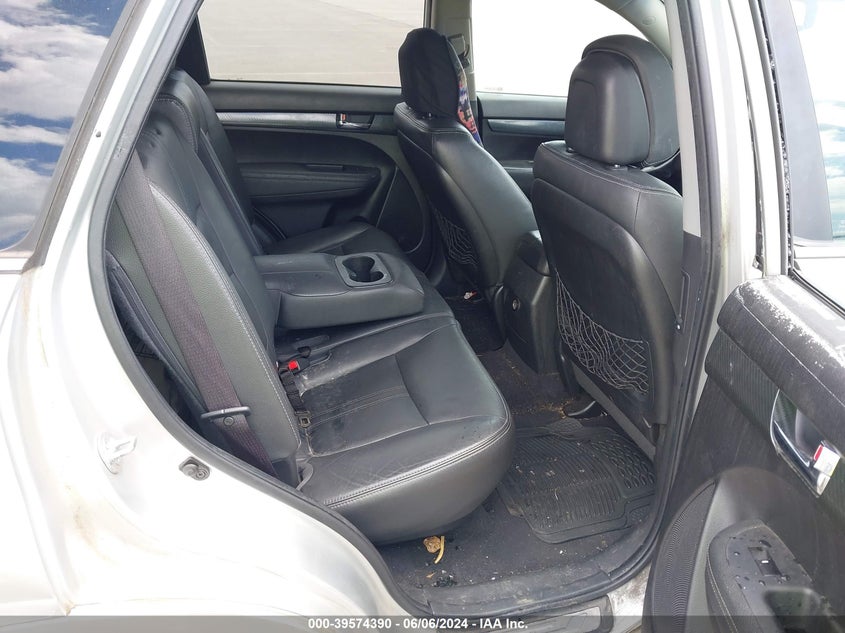 2011 Kia Sorento Sx V6 VIN: 5XYKW4A25BG132036 Lot: 39574390