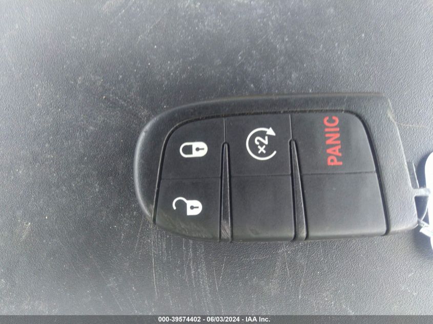 2018 Jeep Compass Latitude 4X4 VIN: 3C4NJDBBXJT373298 Lot: 39574402