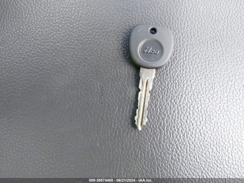 2011 Chevrolet Traverse Ls VIN: 1GNKRFED0BJ110452 Lot: 39574485