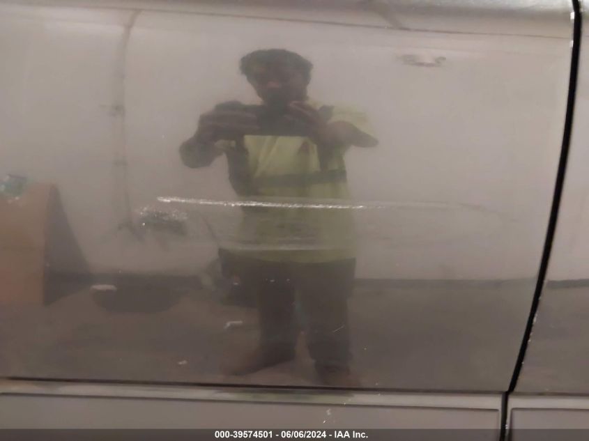 2004 Chevrolet Tahoe Lt VIN: 1GNEK13Z84J178763 Lot: 39712169