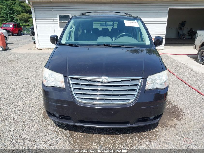 2010 Chrysler Town & Country Touring VIN: 2A4RR5D14AR282769 Lot: 39574632