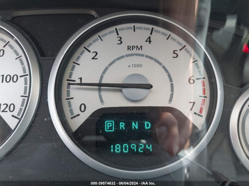 2010 Chrysler Town & Country Touring VIN: 2A4RR5D14AR282769 Lot: 39574632