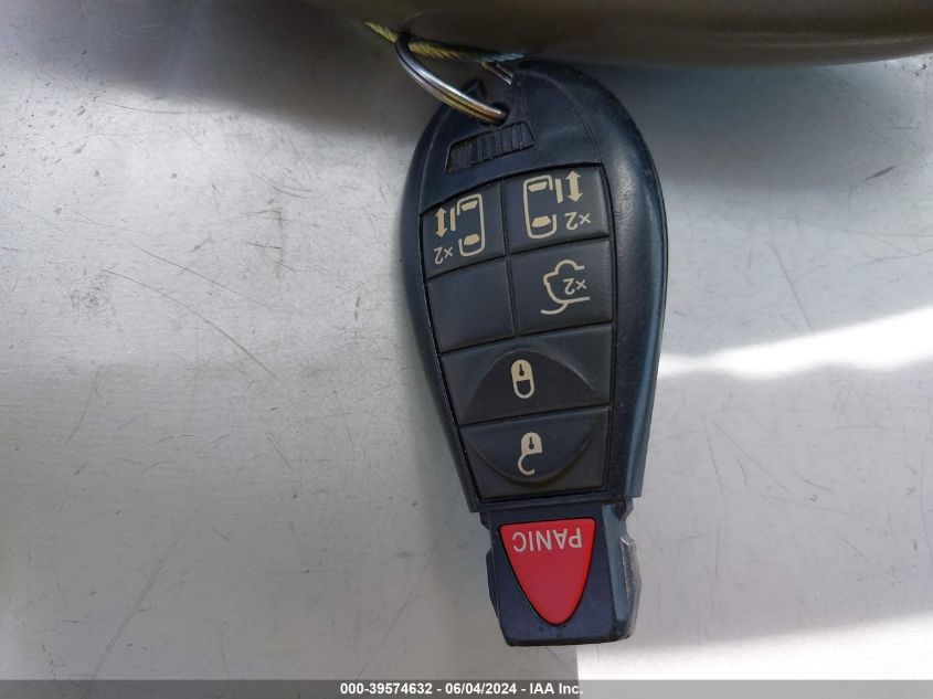 2010 Chrysler Town & Country Touring VIN: 2A4RR5D14AR282769 Lot: 39574632