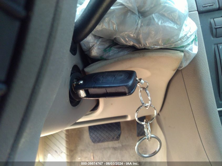 2006 Audi A4 1.8T VIN: WAUAC48H86K001792 Lot: 39574767