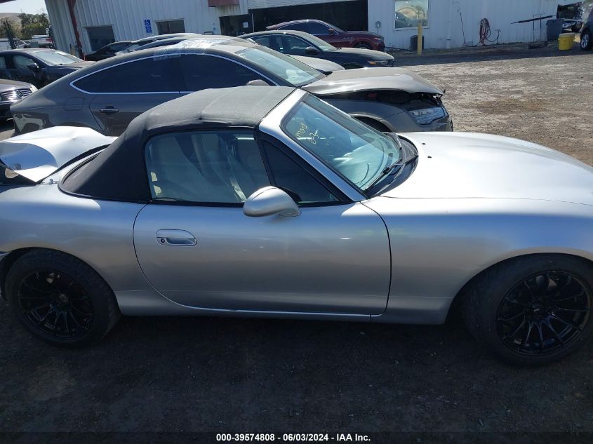 2004 Mazda Mx-5 Miata Ls VIN: JM1NB353440400024 Lot: 39574808