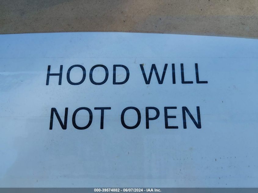 2017 Jeep Renegade Latitude 4X4 VIN: ZACCJBBB5HPE93281 Lot: 39574882