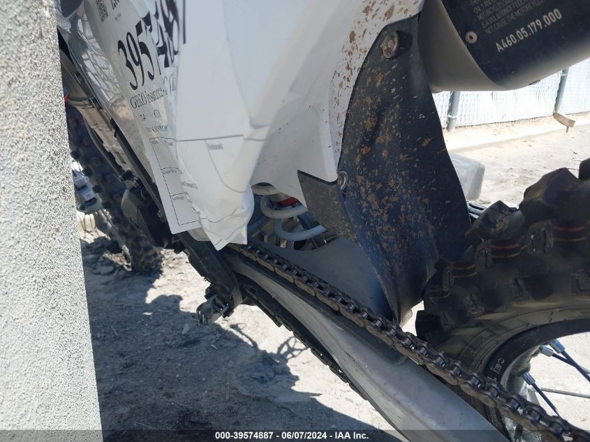 2024 Ktm 450 Sx-F VIN: VBKSXS436RM339693 Lot: 39574887