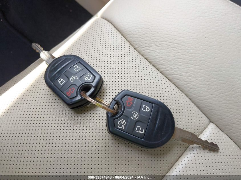 2016 Ford Expedition Xlt VIN: 1FMJU1HT3GEF26144 Lot: 39574948