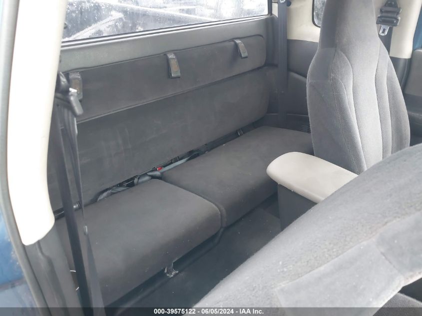 2004 Dodge Dakota Sport VIN: 1D7GL32K84S747691 Lot: 39575122