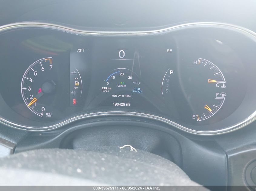 2015 Jeep Grand Cherokee Limited VIN: 1C4RJFBG6FC700260 Lot: 39575171