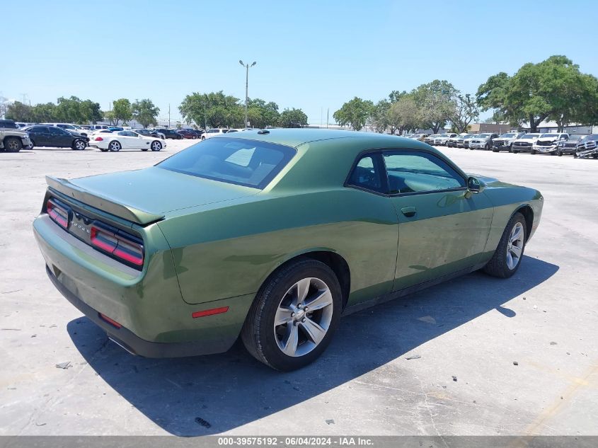 2022 Dodge Challenger Sxt VIN: 2C3CDZAG0NH117702 Lot: 39575192