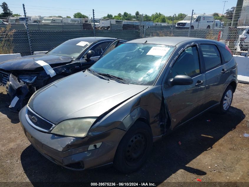 2005 Ford Focus Zx5 VIN: 3FAFP37N95R161100 Lot: 39575236