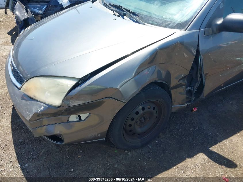 2005 Ford Focus Zx5 VIN: 3FAFP37N95R161100 Lot: 39575236