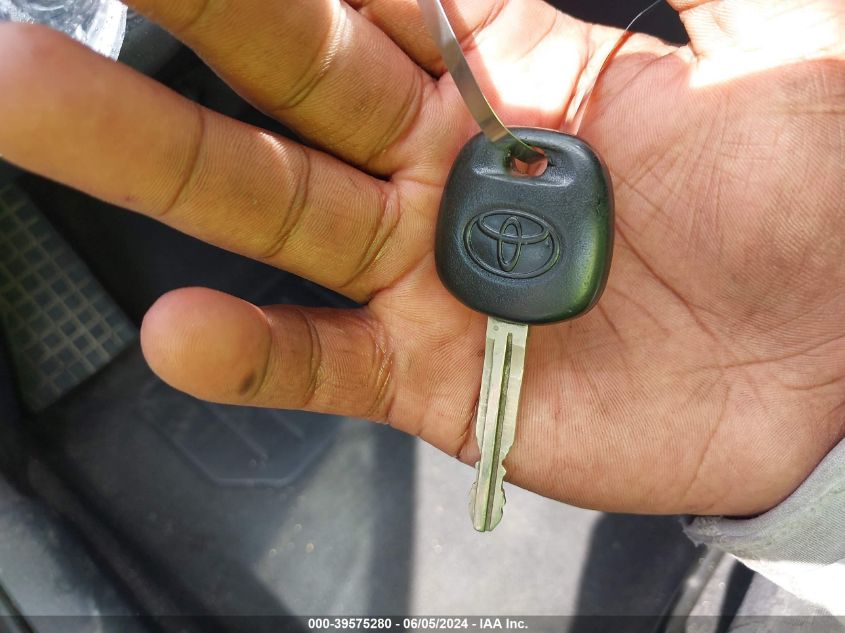 2005 Toyota Corolla S VIN: 1NXBR32E25Z355210 Lot: 39575280