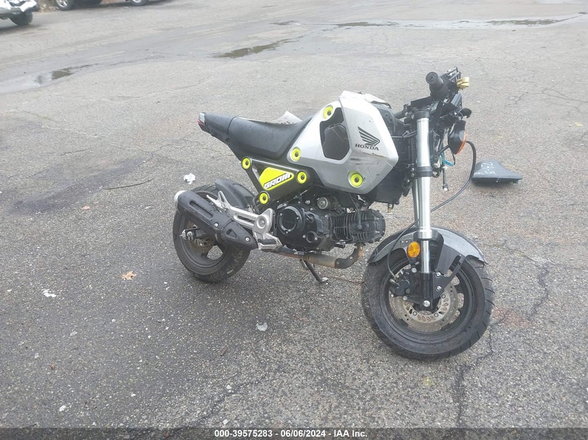 VIN MLHJC9215P5104645 2023 HONDA GROM 125