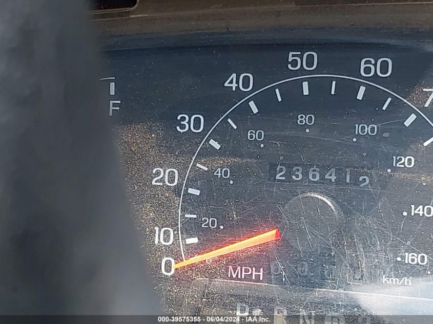 2000 Ford F-250 VIN: 1FTNX21L0YEB26864 Lot: 39575355