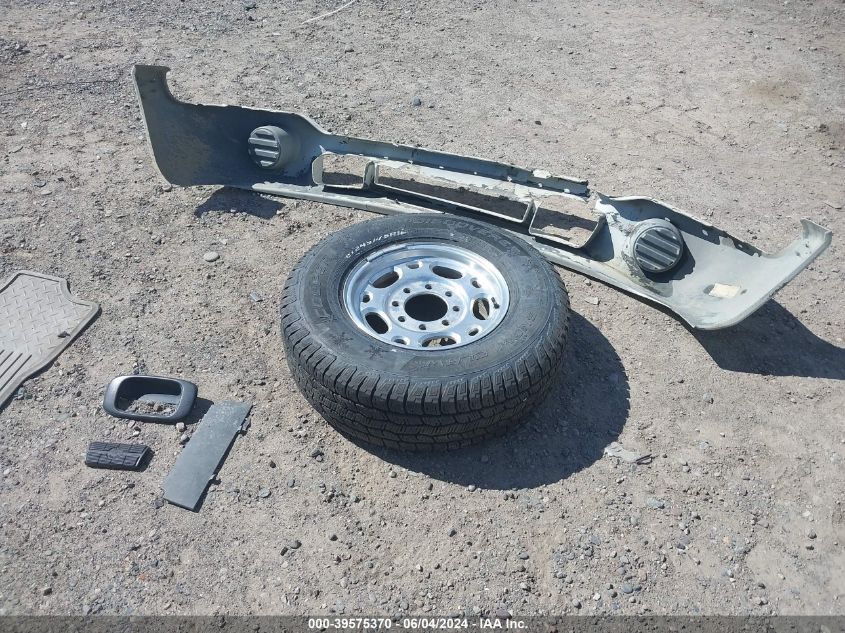 2003 GMC Sierra 2500Hd Sle VIN: 1GTHK29U53E121161 Lot: 39575370