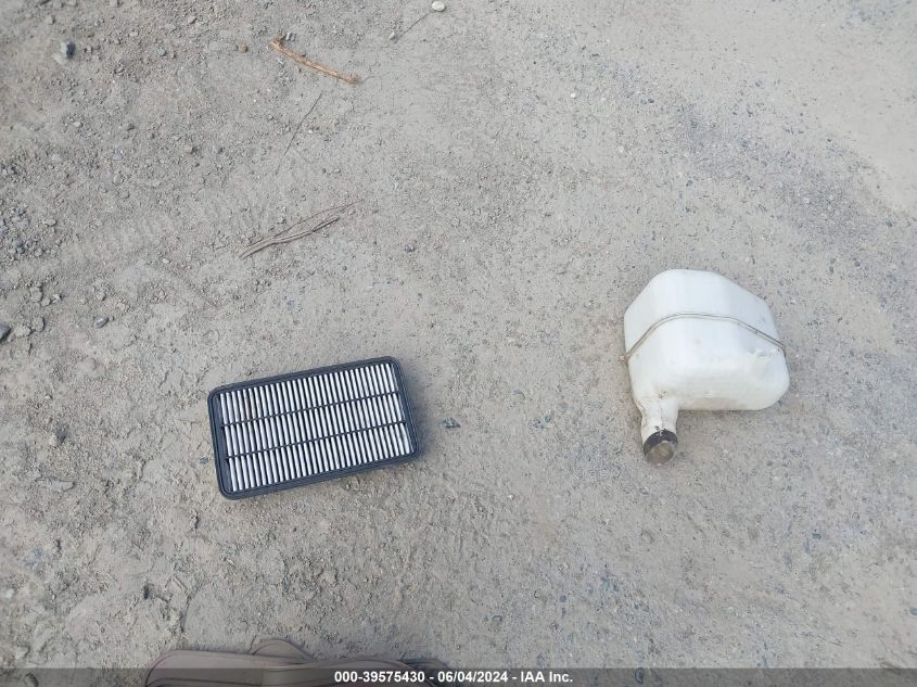 2002 Toyota Camry Solara Se VIN: 2T1CE22P62C012828 Lot: 39575430