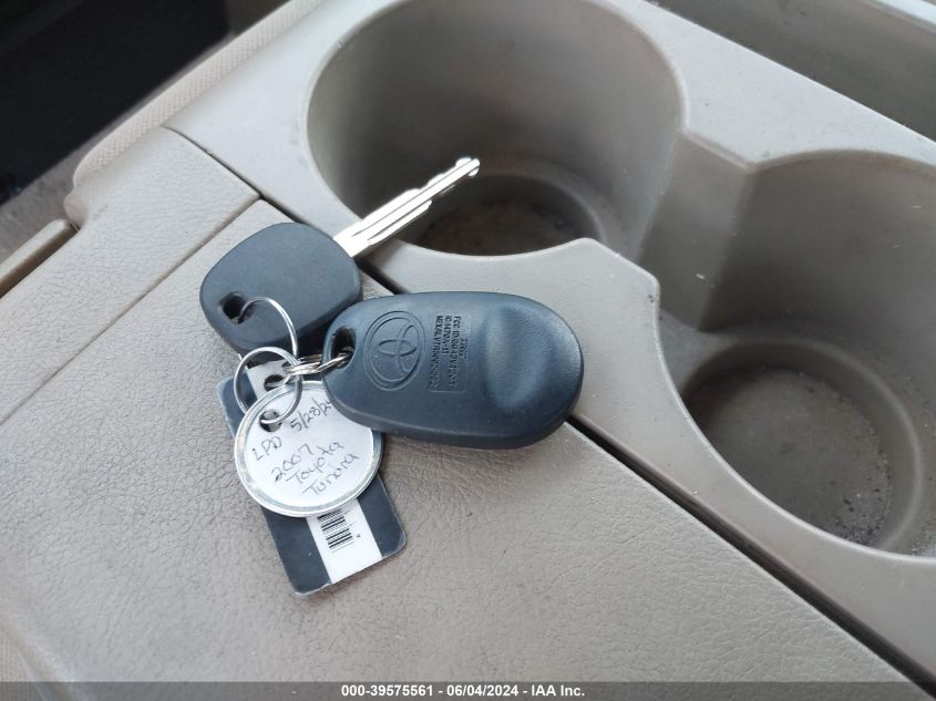 2007 Toyota Tundra Sr5 4.7L V8 VIN: 5TBBT54137S453027 Lot: 39575561